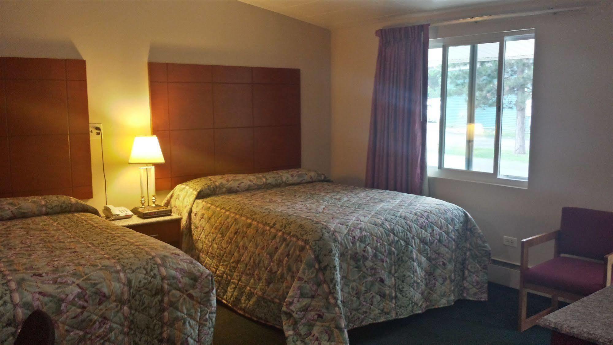 Budget Inn Fairport Kültér fotó