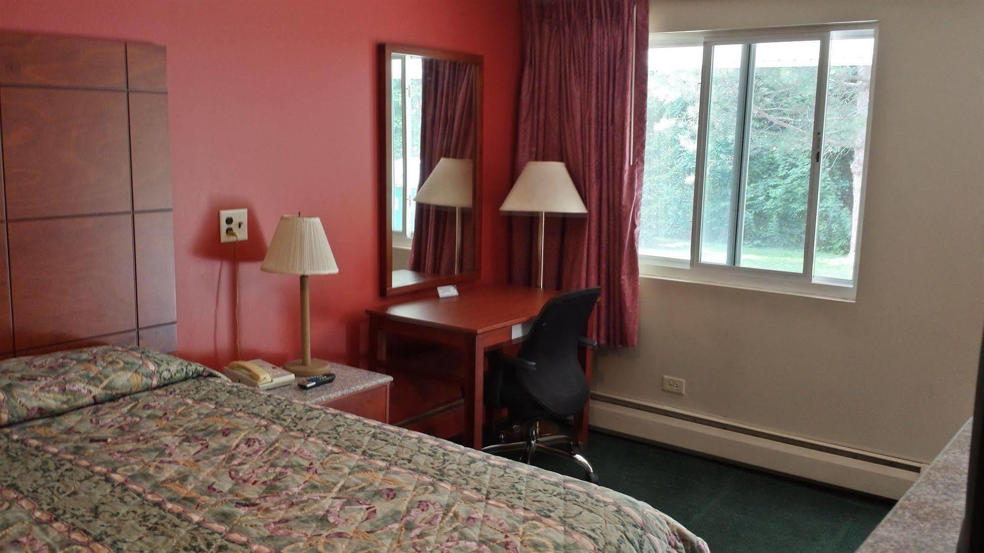 Budget Inn Fairport Kültér fotó